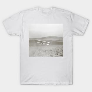 Wright brothers Kitty Hawk glider, 1902 (C023/6444) T-Shirt